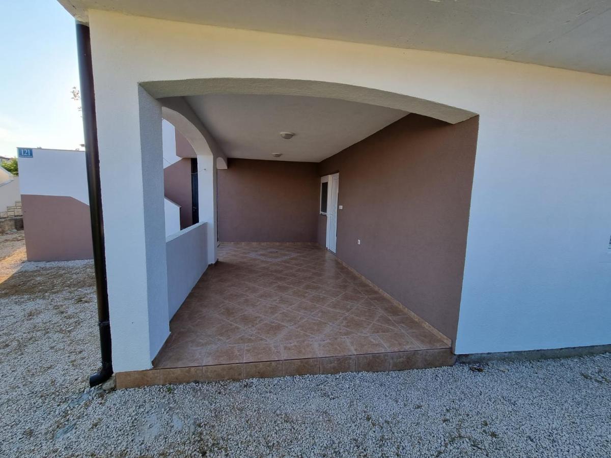Apartments Ema Vir Exterior foto