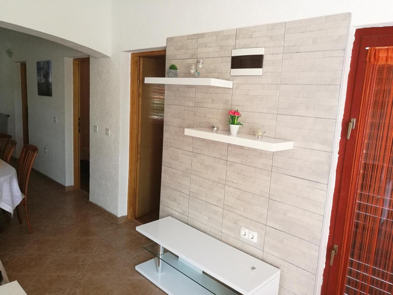 Apartments Ema Vir Exterior foto